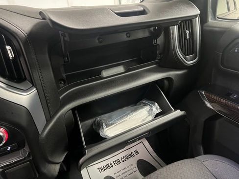 Used 2021 GMC Sierra 1500 Elevation image 42