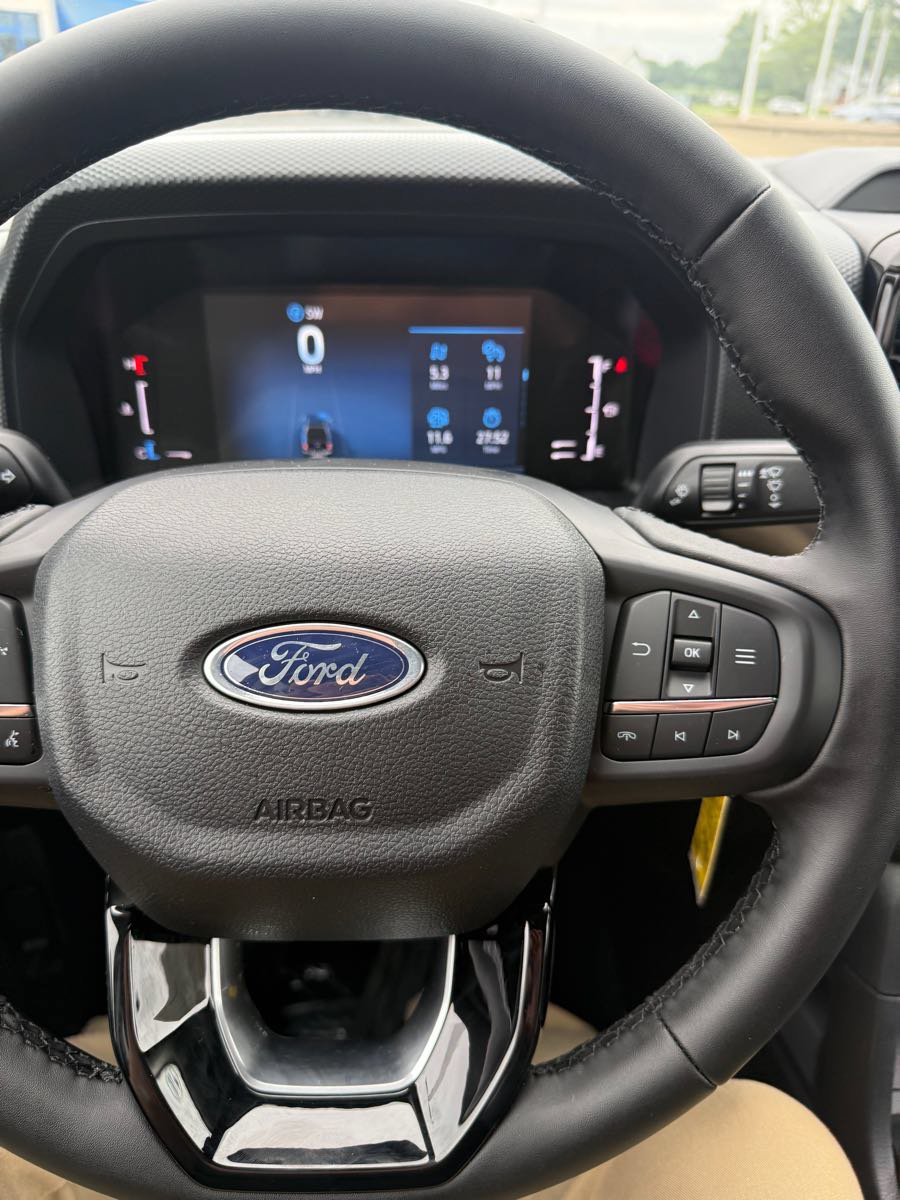 New 2026 Ford Ranger XLT w/ FX4 Off-Road Package AWD/4WD image 16