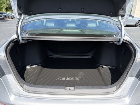 Certified 2025 Honda Accord Touring image 24