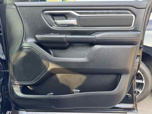 Used 2023 RAM 1500 Big Horn AWD/4WD image 33