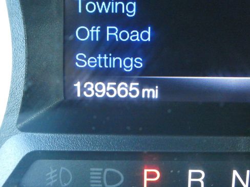 Used 2017 Ford Expedition EL XLT AWD/4WD image 33