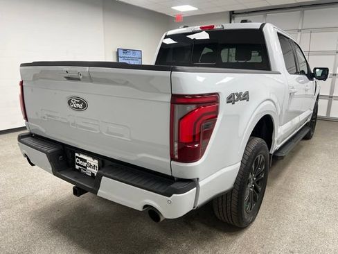 Used 2025 Ford F150 Lariat AWD/4WD image 9