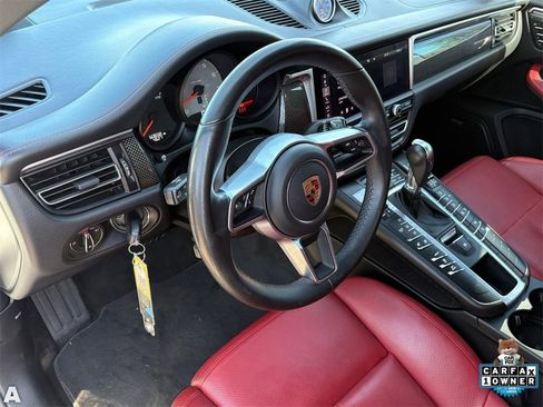 Used 2021 Porsche Macan S image 18