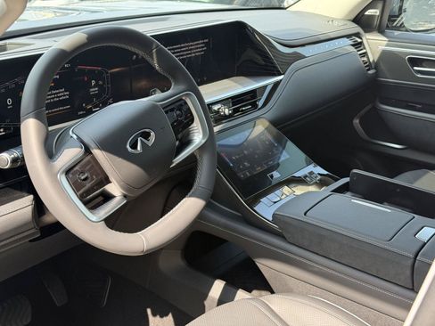 New 2026 INFINITI QX80 Luxe w/ Cargo Package AWD/4WD image 11