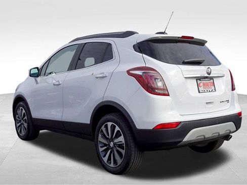 Used 2021 Buick Encore Preferred AWD/4WD image 6