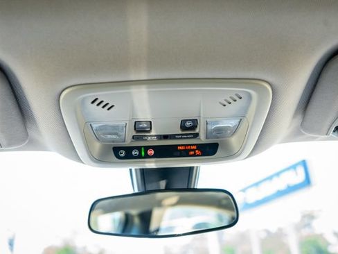Used 2021 Chevrolet Malibu LT FWD image 28
