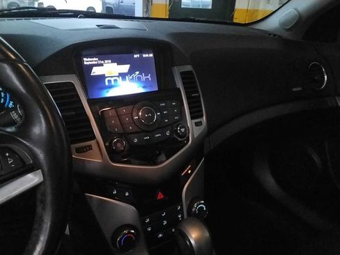 Used 2013 Chevrolet Cruze LT w/ RS Package image 3