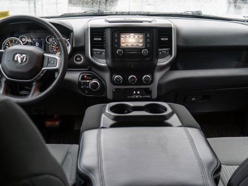 Used 2022 RAM 1500 Big Horn AWD/4WD image 14
