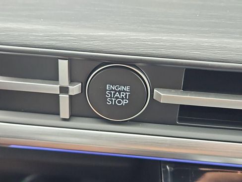 New 2025 Hyundai Santa Fe Limited image 13