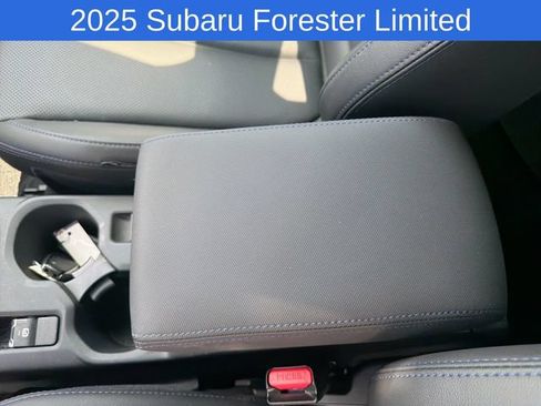 Used 2025 Subaru Forester Limited AWD/4WD image 25