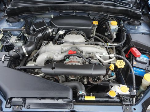 Used 2010 Subaru Impreza 2.5i Premium AWD/4WD image 9