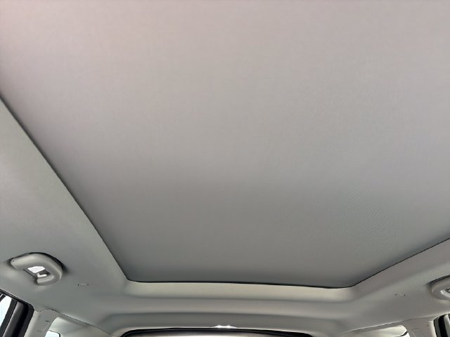 Used 2021 GMC Terrain SLT w/ Infotainment Package II AWD/4WD image 37