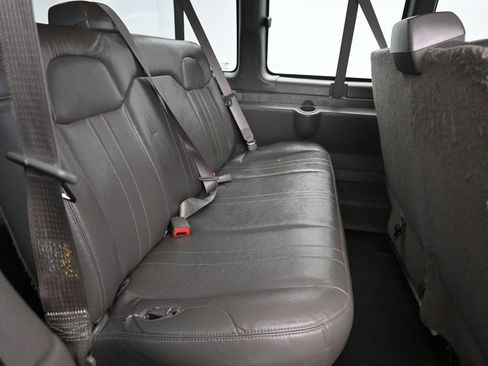 Used 2014 Chevrolet Express 3500 LS RWD image 35