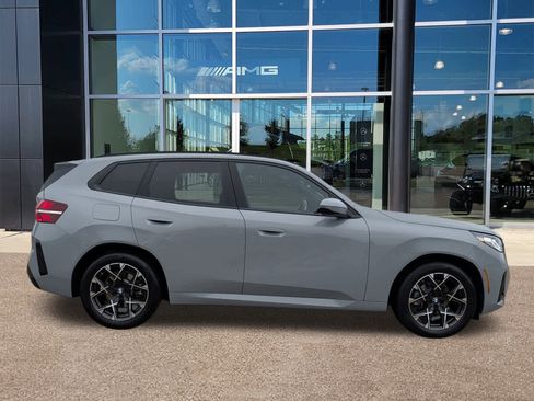 Used 2025 BMW X3 xDrive30i image 4