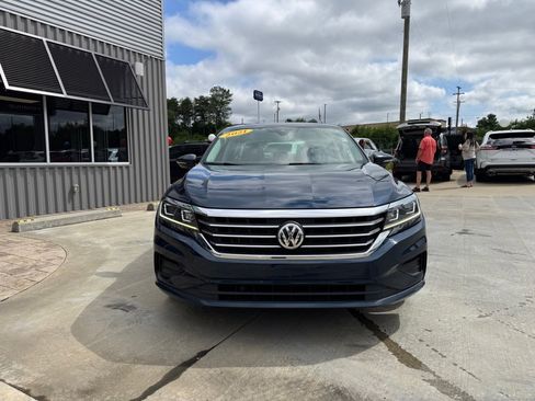 Used 2021 Volkswagen Passat 2.0T SE image 6