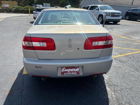 Used 2009 Lincoln MKZ FWD image 6