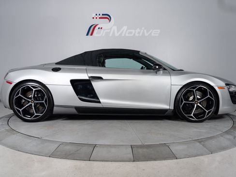 Used 2012 Audi R8 V10 AWD/4WD image 30