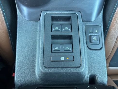 Used 2024 Ford Bronco Outer Banks AWD/4WD image 36