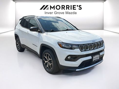 Used 2025 Jeep Compass Limited AWD/4WD image 3