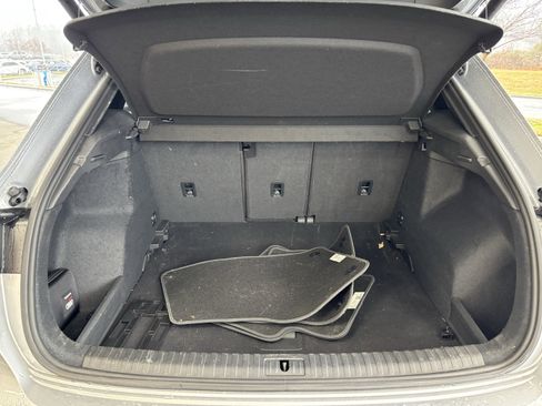 Used 2022 Audi Q3 2.0T Premium w/ Convenience Package image 33