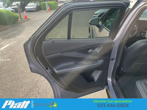 Used 2024 Chevrolet Blazer EV LT AWD/4WD image 44