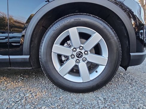 Certified 2025 Honda Prologue EX image 9