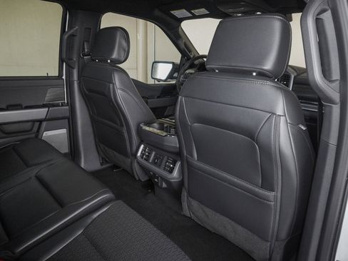 New 2025 Ford F150 Lariat w/ Equipment Group 502A High image 44