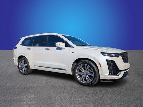 Used 2020 Cadillac XT6 Premium Luxury image 7