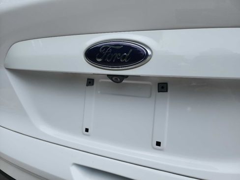 Used 2016 Ford Escape SE FWD image 7