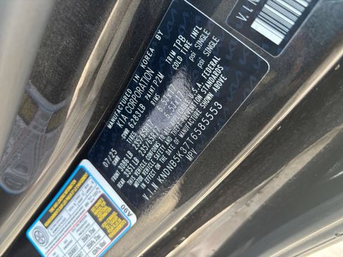 Used 2026 Kia Carnival FWD image 28