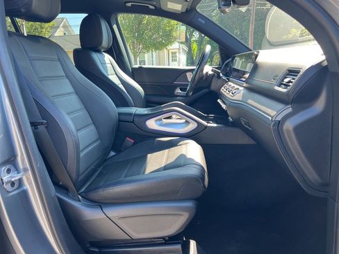 Used 2022 Mercedes-Benz GLS 450 4MATIC image 29