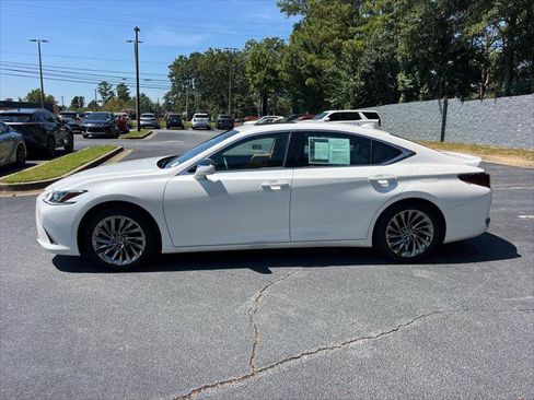 Certified 2024 Lexus ES 300h w/ Technology Package FWD image 8