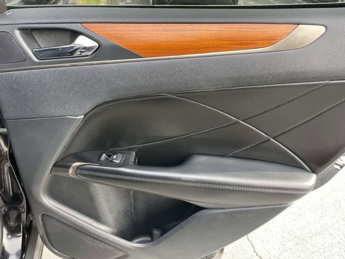 Used 2019 Lincoln MKC Select w/ Select Plus Package image 42