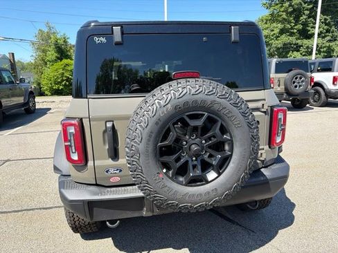 New 2026 Ford Bronco Badlands AWD/4WD image 6