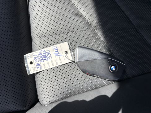 Certified 2026 BMW 530i xDrive AWD/4WD image 38
