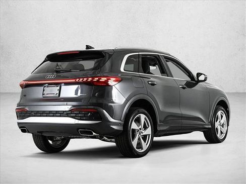 New 2025 Audi Q5 Premium Plus image 5