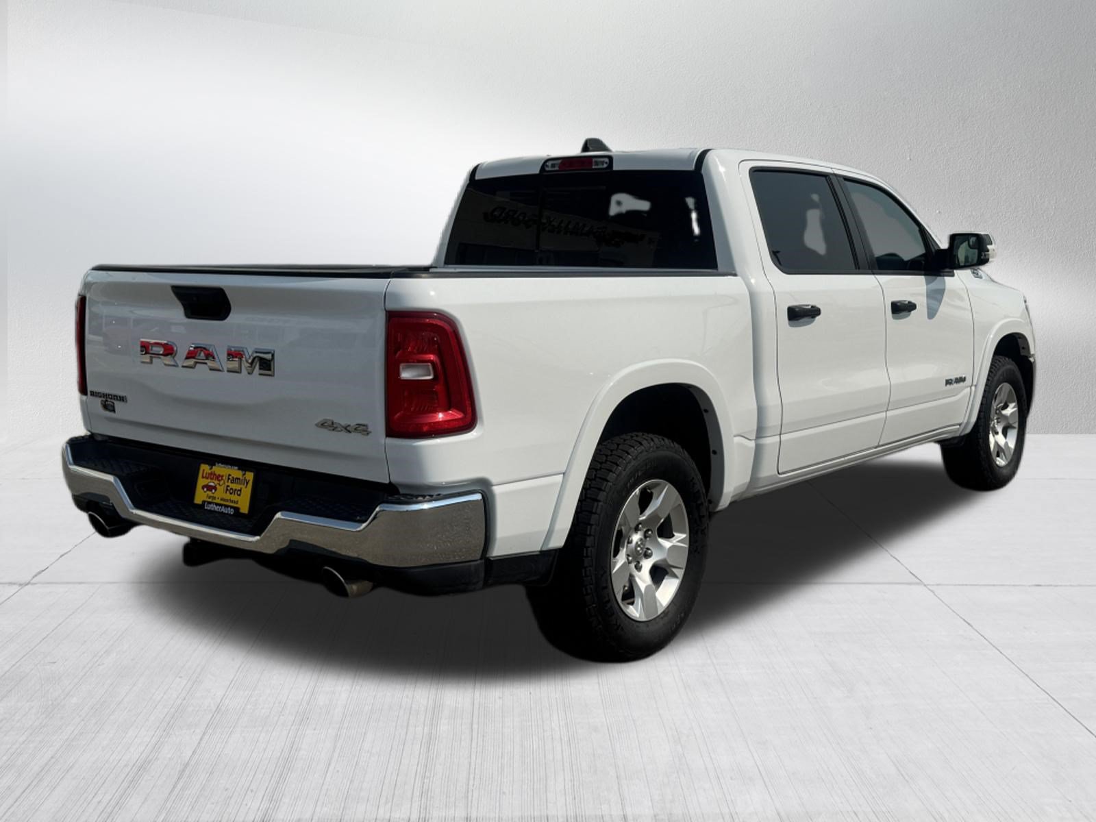 Used 2025 RAM 1500 Big Horn AWD/4WD image 7