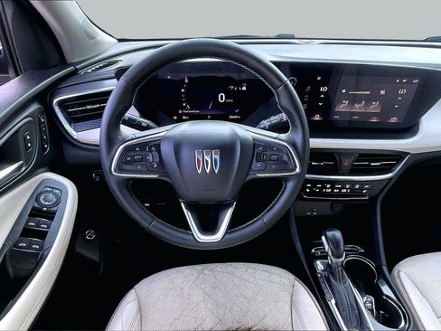 Used 2024 Buick Encore GX Avenir w/ Avenir Technology Package FWD image 6