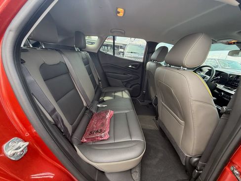 Used 2024 Chevrolet Trax ACTIV FWD image 21