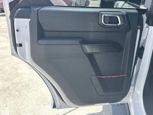 New 2026 Ford Bronco Raptor w/ Interior Carbon Fiber Pack AWD/4WD image 21