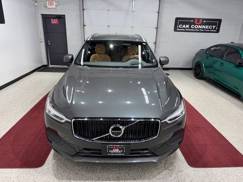 Used 2019 Volvo XC60 T6 Momentum w/ Advanced Package AWD/4WD image 6