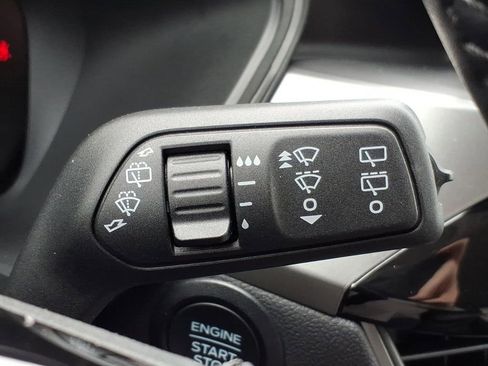 Used 2024 Ford Escape Active AWD/4WD image 25