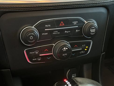 Used 2019 Dodge Charger GT w/ Plus Group RWD image 18