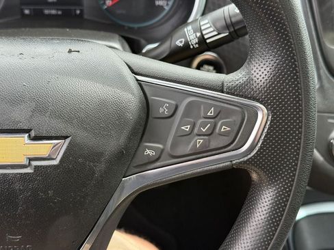 Used 2021 Chevrolet Malibu LT FWD image 19
