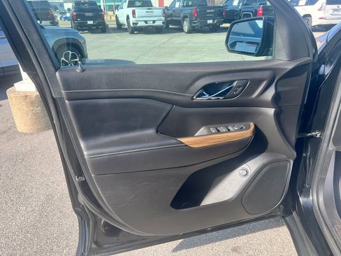 Used 2019 GMC Acadia SLE w/ Driver Alert Package I image 14