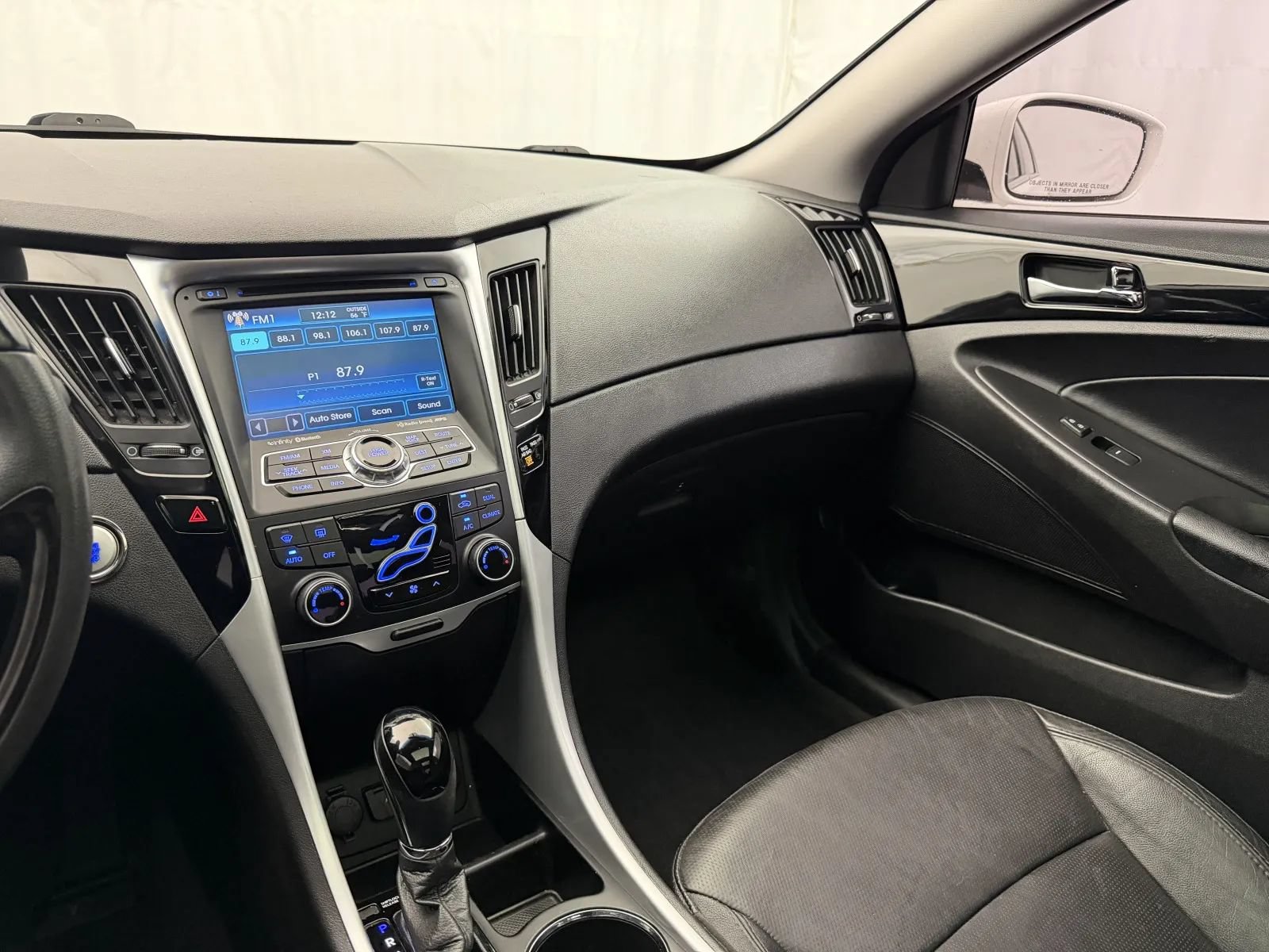 Used 2013 Hyundai Sonata Limited w/ Premium Pkg FWD image 17