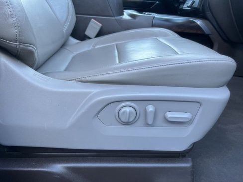 Used 2020 GMC Sierra 2500 SLT w/ SLT Premium Plus Package image 18