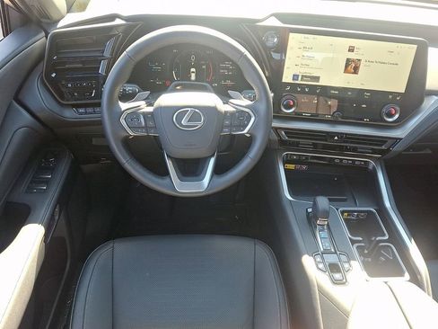 Used 2025 Lexus TX 350 AWD w/ Technology Package image 13