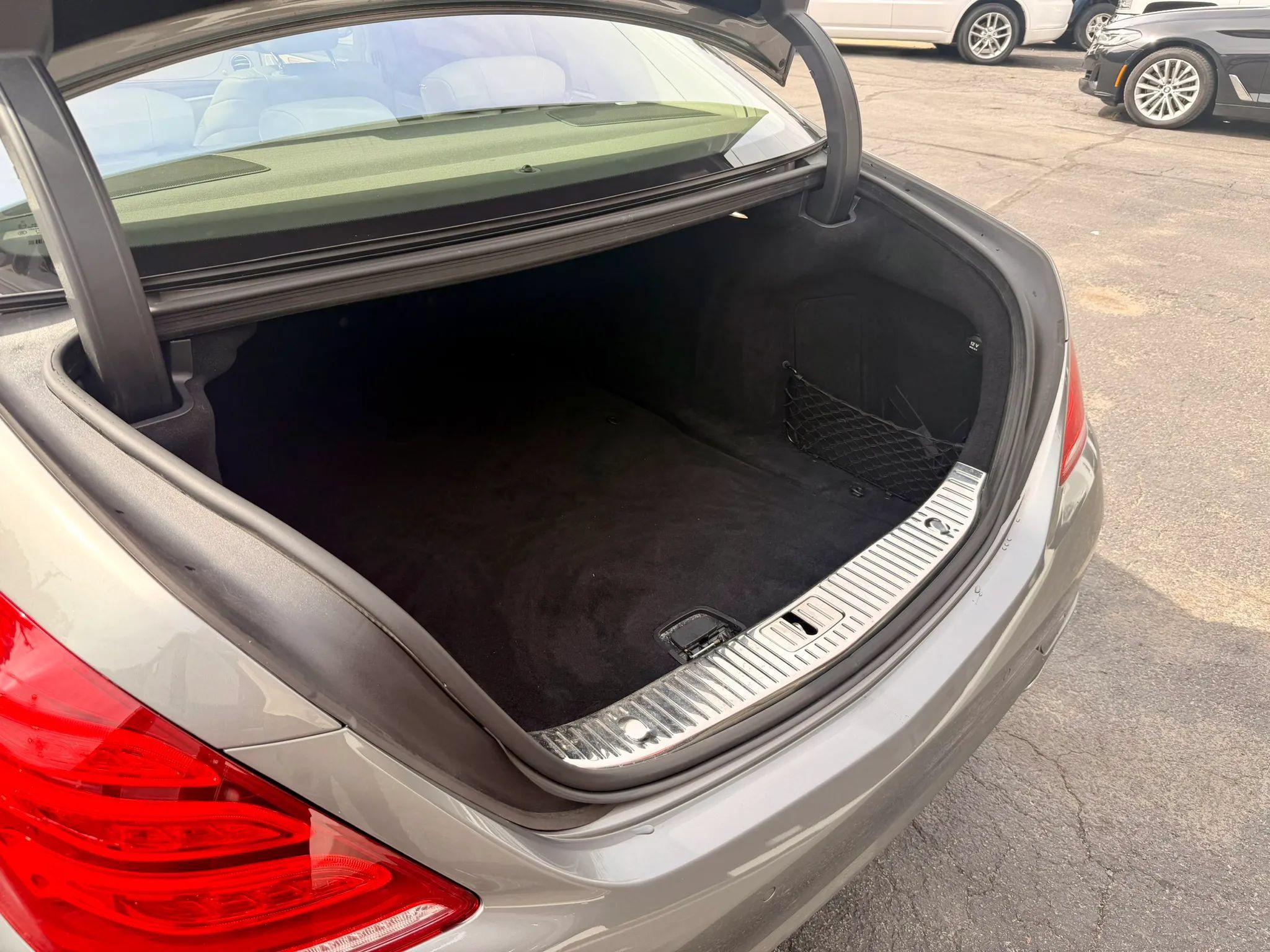 Used 2015 Mercedes-Benz S 550 4MATIC Sedan image 39