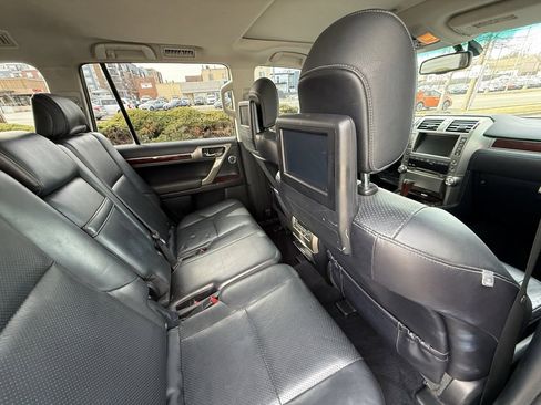 Used 2011 Lexus GX 460 Premium image 41
